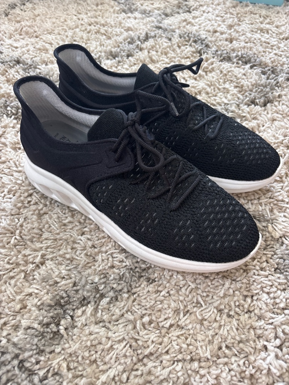 Johnston and Murphy Activate Knit Women’s Sneakers